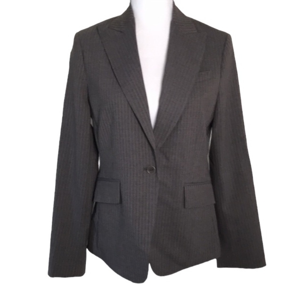BCBGMAXAZRIA Single Button Pinstripe Office Siren Blazer Sz M